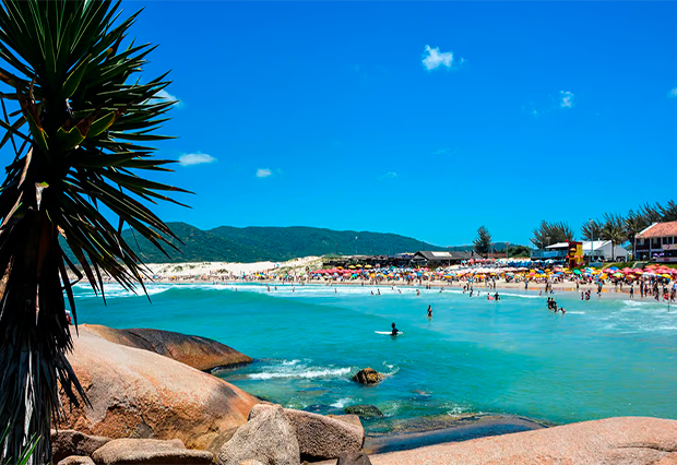 Cultural experiences around the world?>